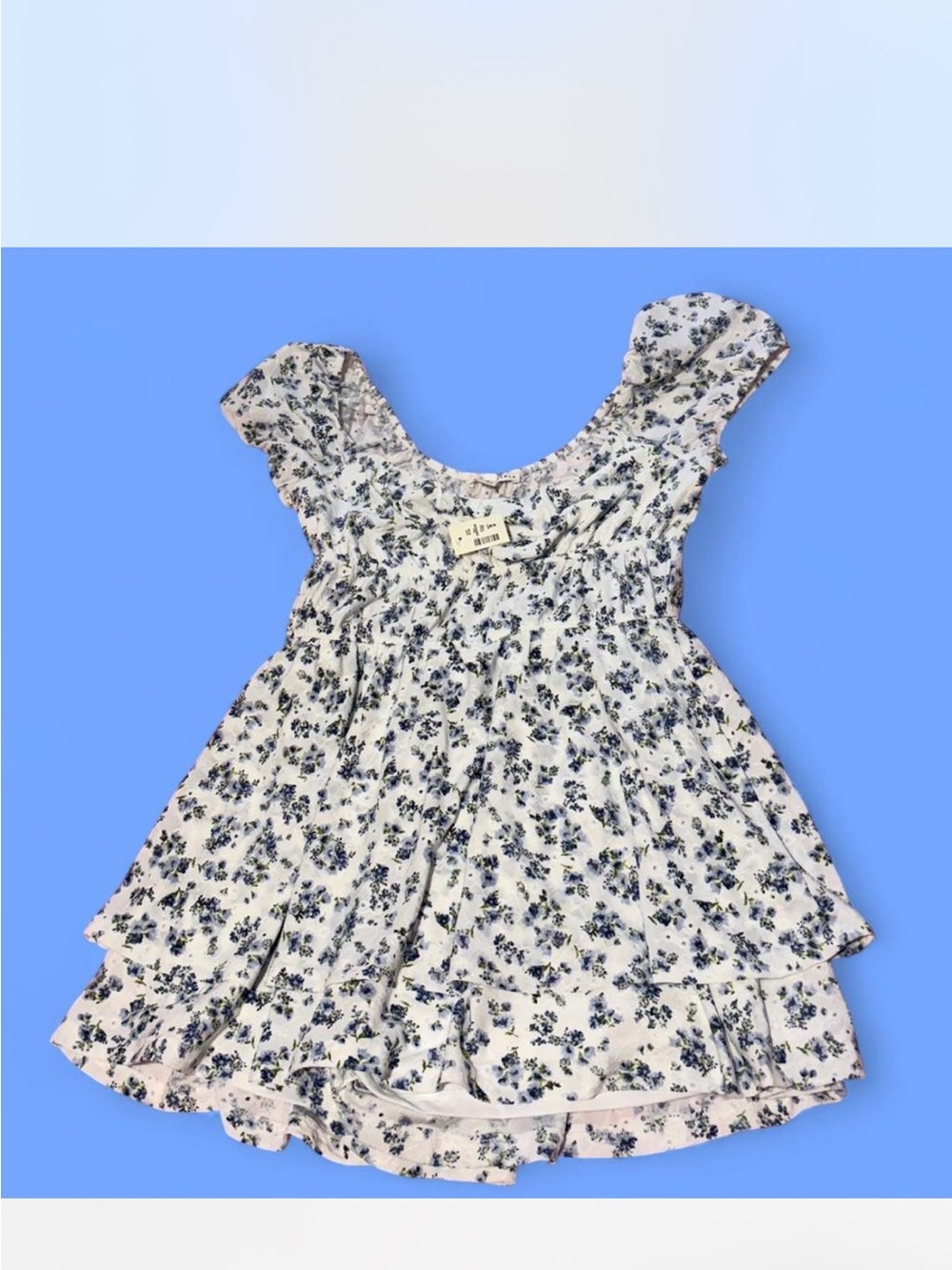 New With Tags! Aeropostale White Floral Ruffle Sleeve Romper